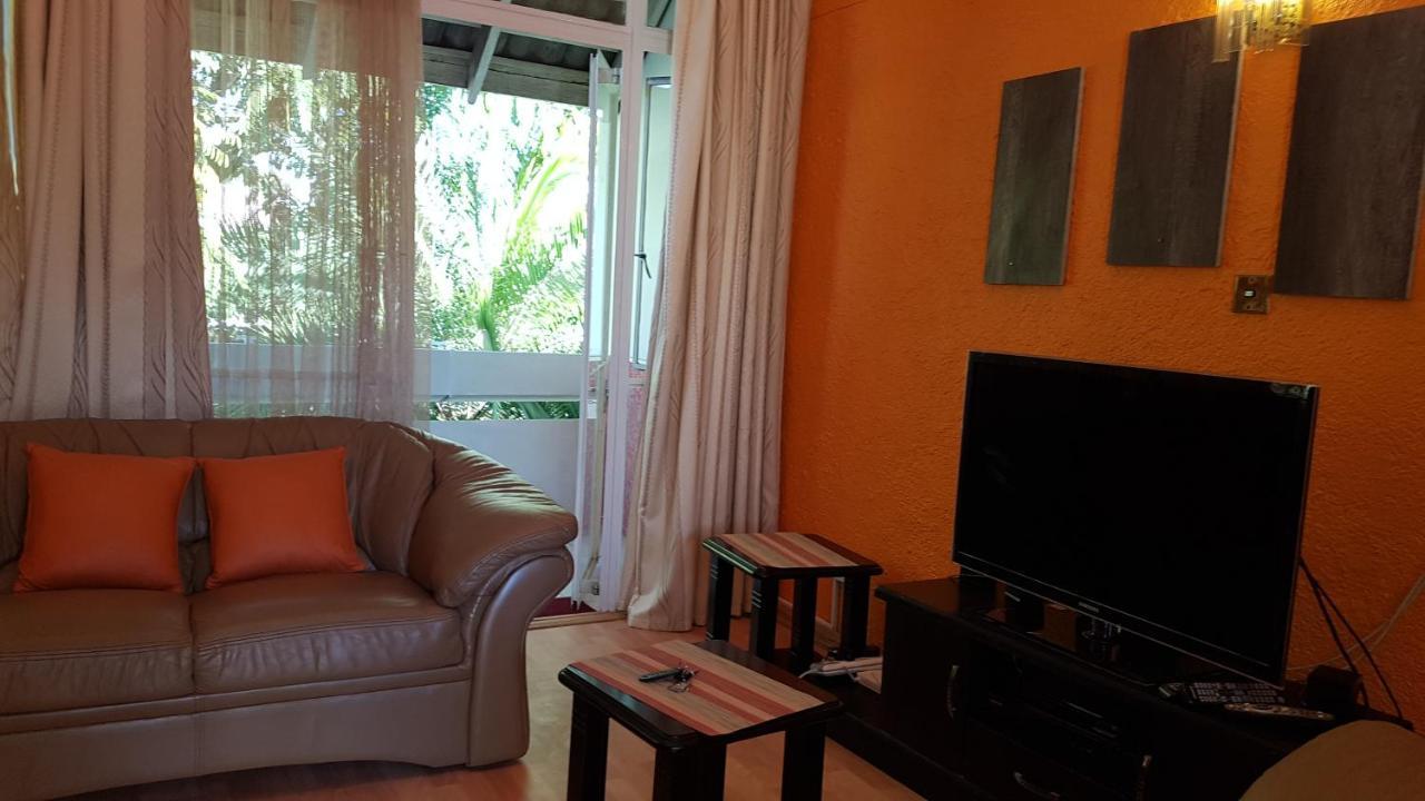 Lolo'S 1Bed Apt-Best Location-2Balconies Хараре Екстериор снимка