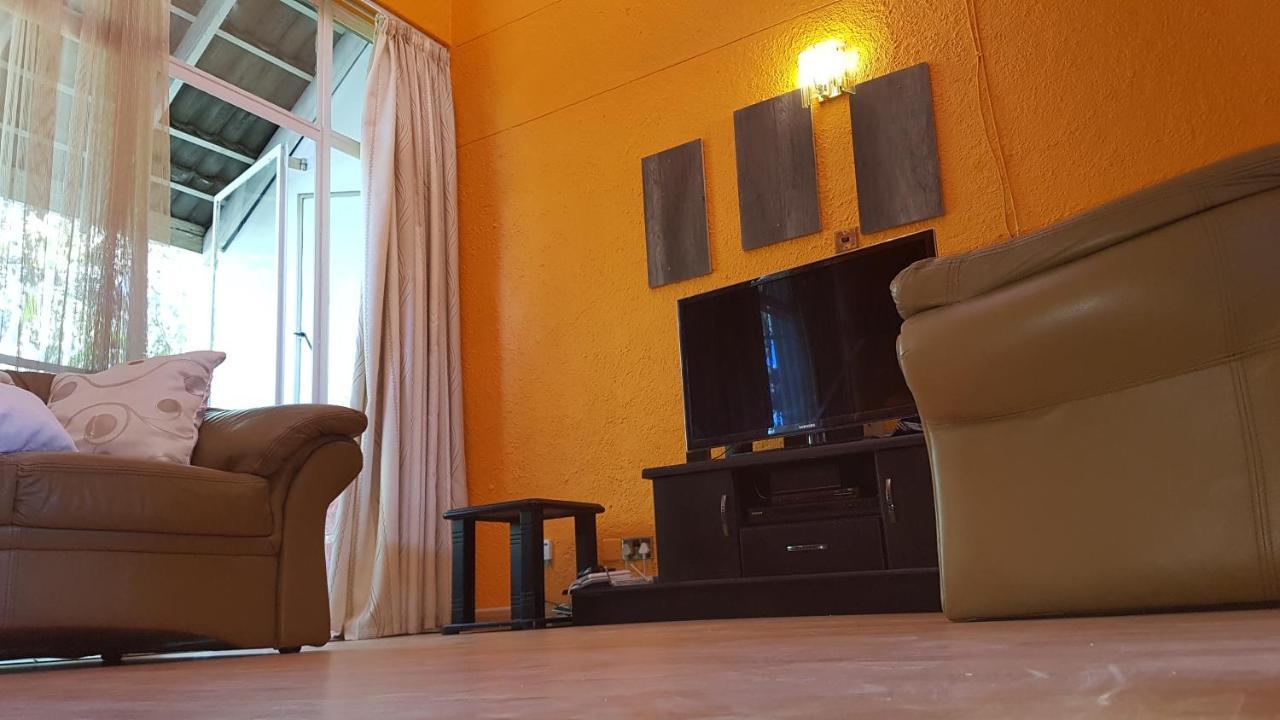 Lolo'S 1Bed Apt-Best Location-2Balconies Хараре Екстериор снимка